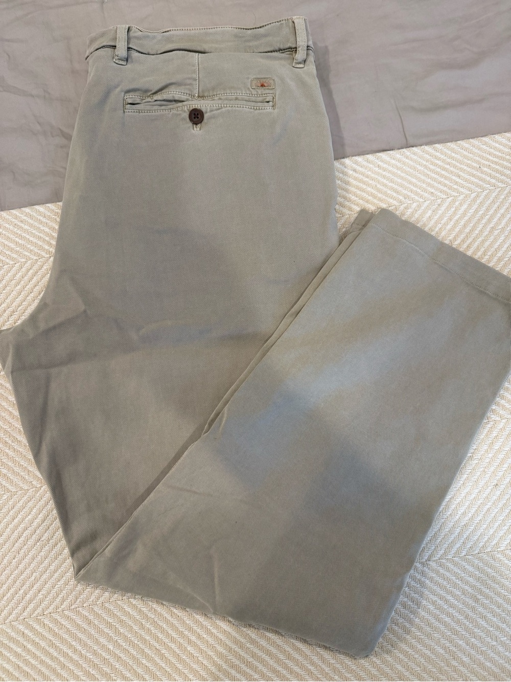 Faherty Coastline Men's Classic Chino Pants - Tan